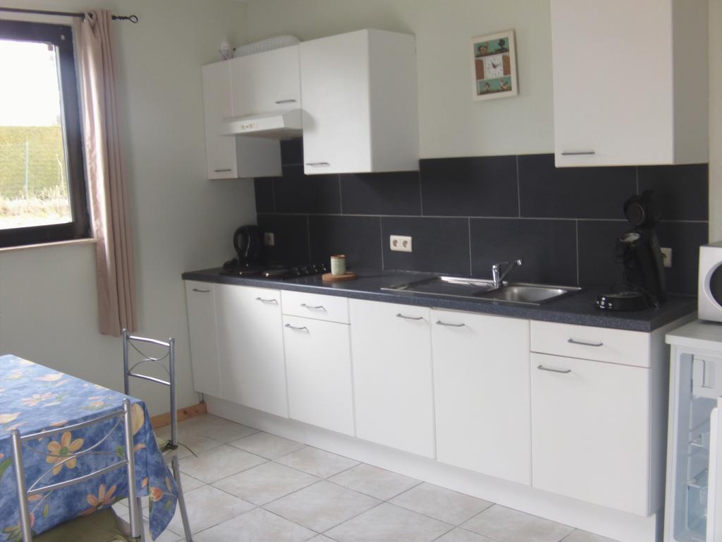 Gite Les Framboisiers Neufchâteau Zimmer foto
