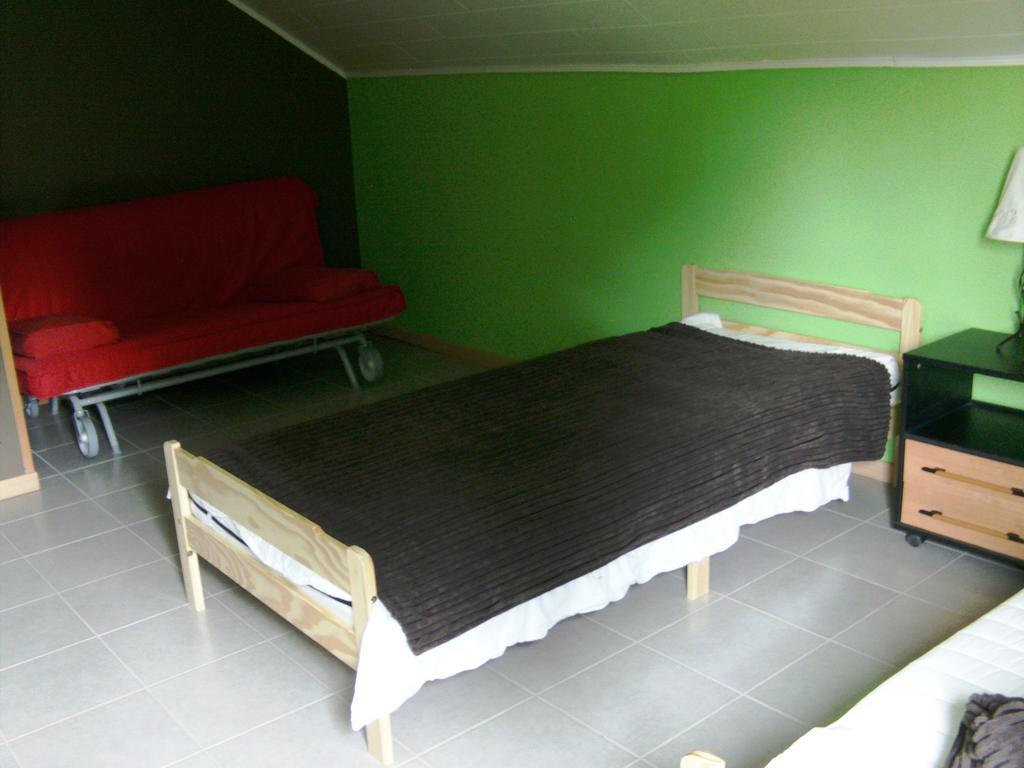 Gite Les Framboisiers Neufchâteau Zimmer foto