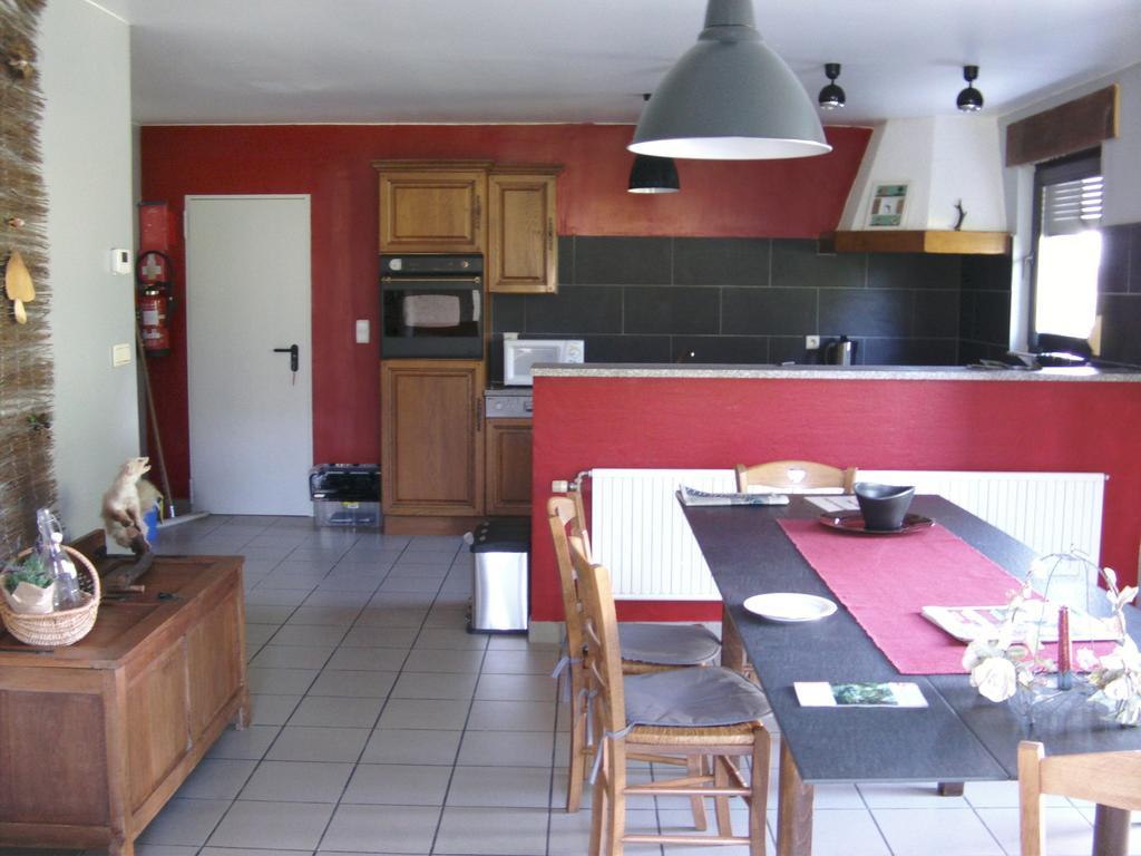 Gite Les Framboisiers Neufchâteau Zimmer foto